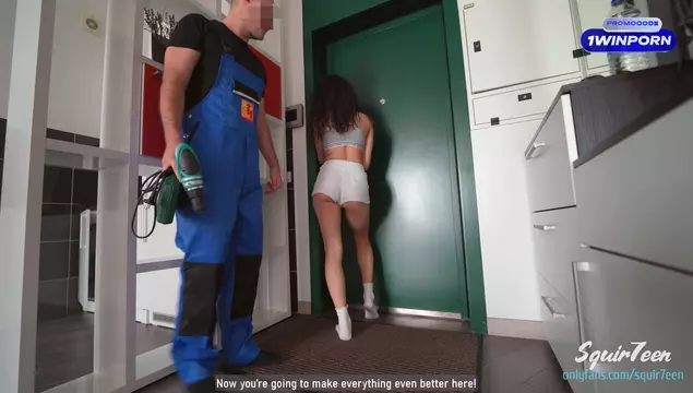 Жена шлюха рассчиталась с работником своей писечкой