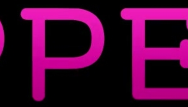 Молодая стриптизерша Chloe Temple дает парню трахать свою розовую пизденку