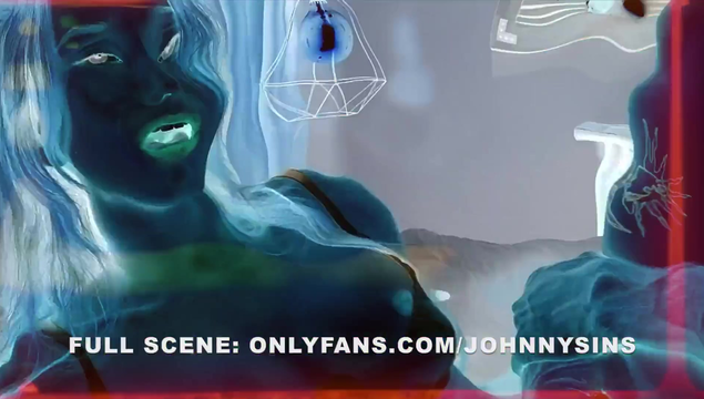 Лысый Johnny Sins ебет перед камерой молодую онлифанщицу