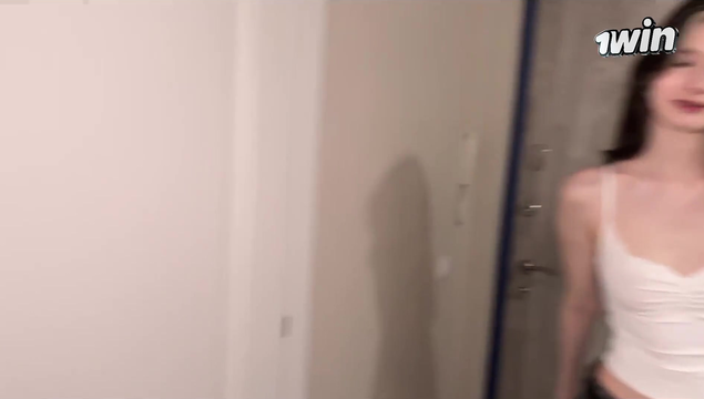 Обычно, я на первом свидании не даю, но ты мне понравился, тебе дам!